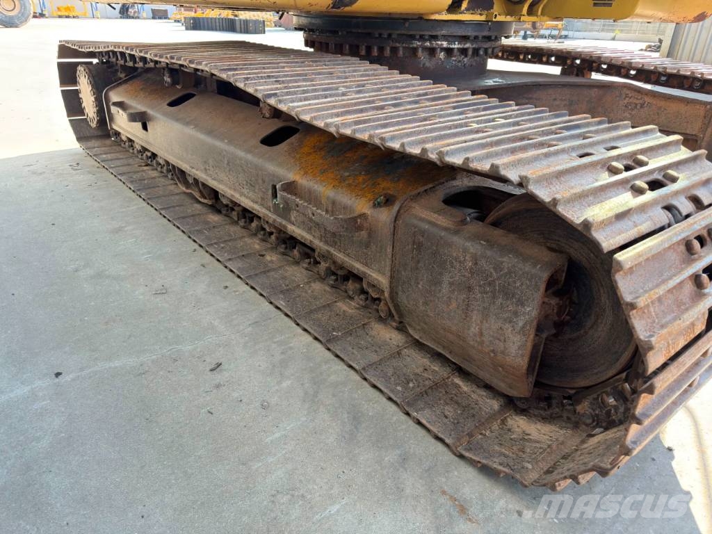CAT 320D L Rupsgraafmachines