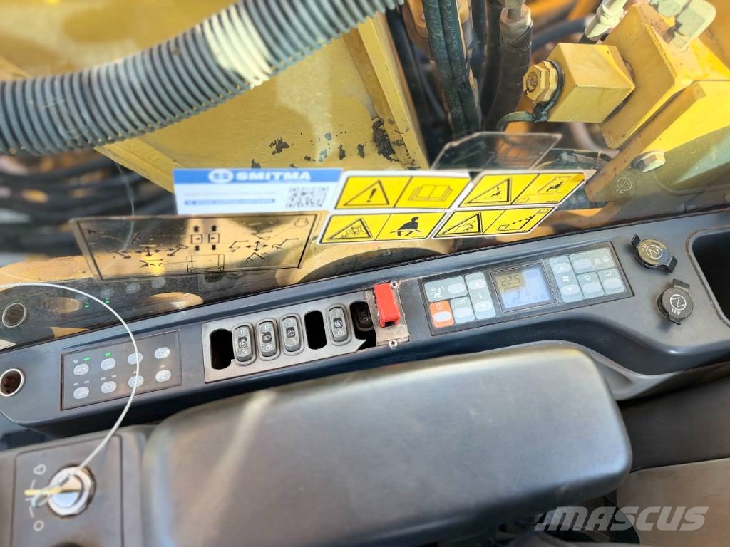 CAT 320D L Rupsgraafmachines