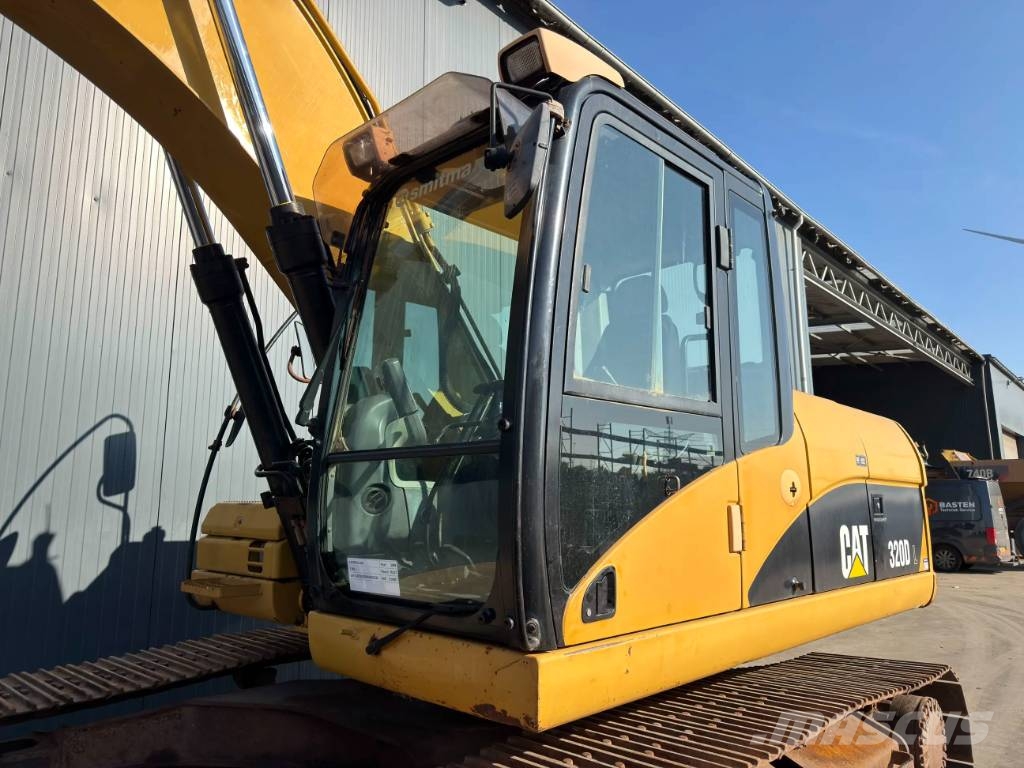 CAT 320D L Rupsgraafmachines
