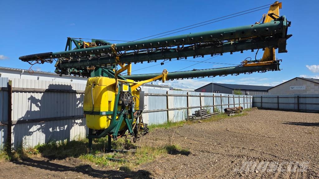 Danfoil AirBoss 24 m Навісні обприскувачі