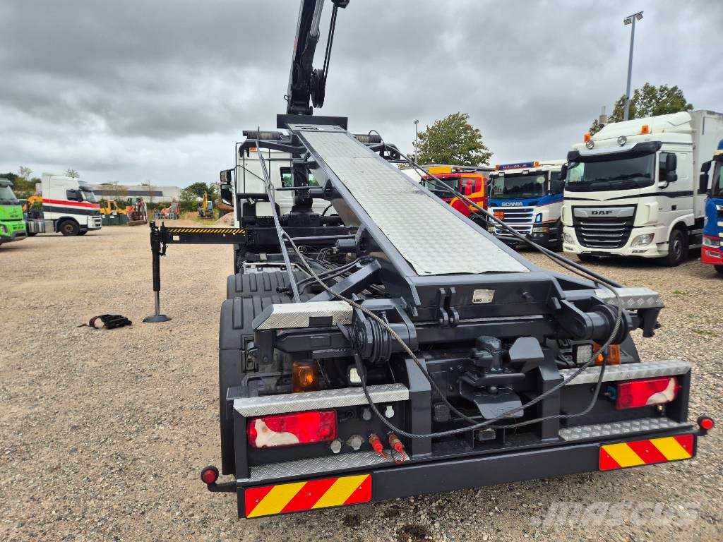 Scania P 410 6x2*4 //Hiab X-HIPRO 192 EP-4 // Wirehejs Smagās mašīnas ar celtni