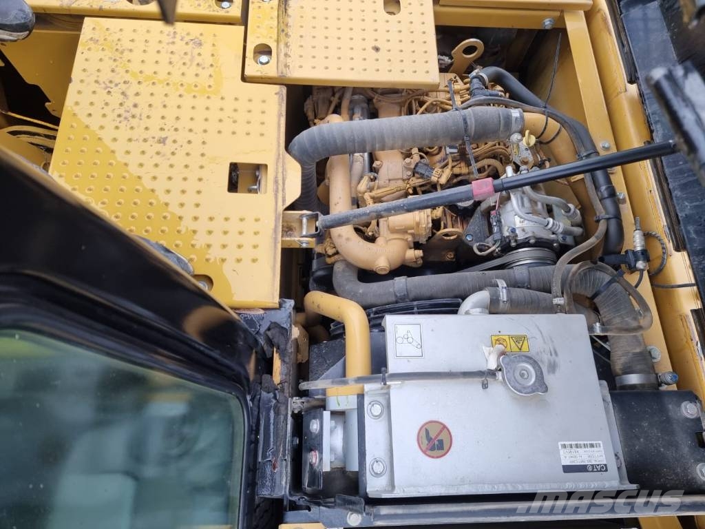 CAT 311 FLCR Rupsgraafmachines