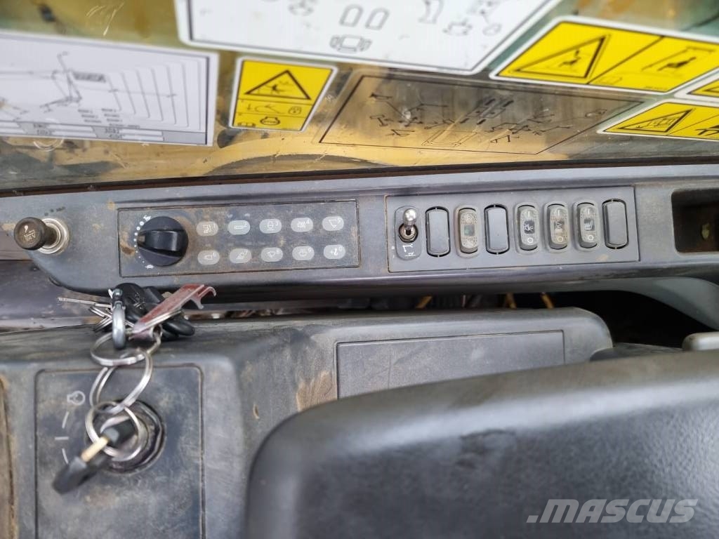 CAT 311 FLCR Rupsgraafmachines