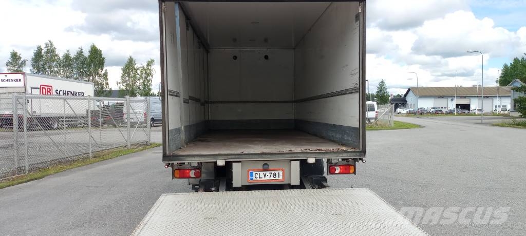 Volvo FL 250 kokosivuaukeava Camiones con caja de remolque