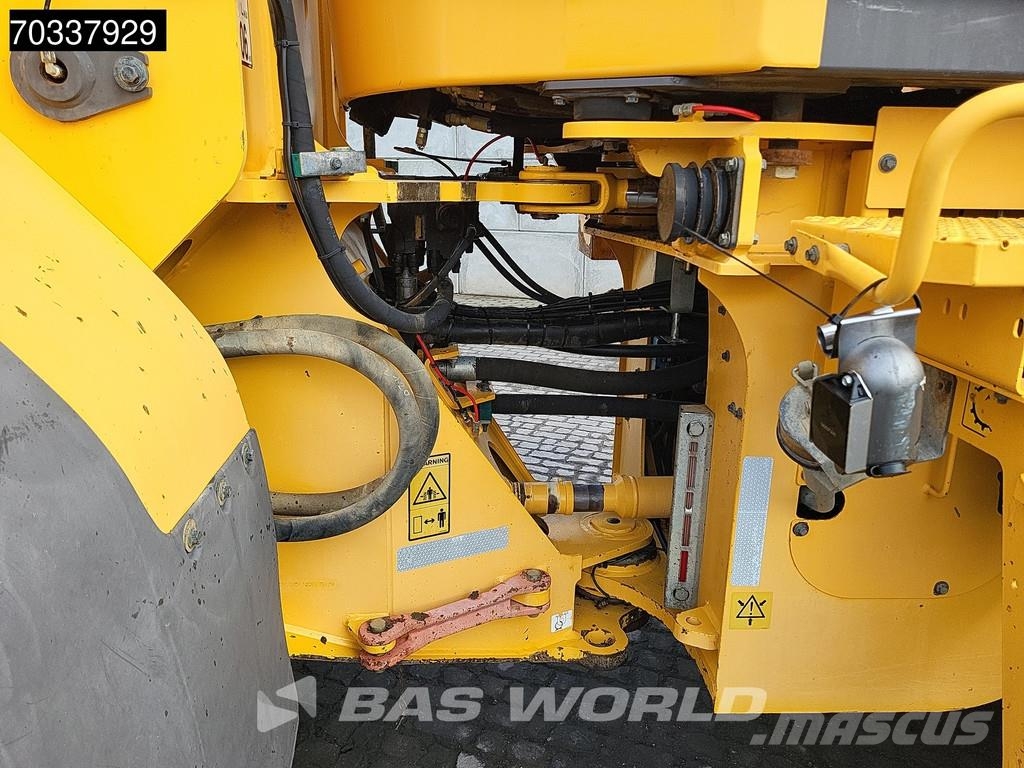 Volvo L120 F German Registration Carregadeiras de rodas