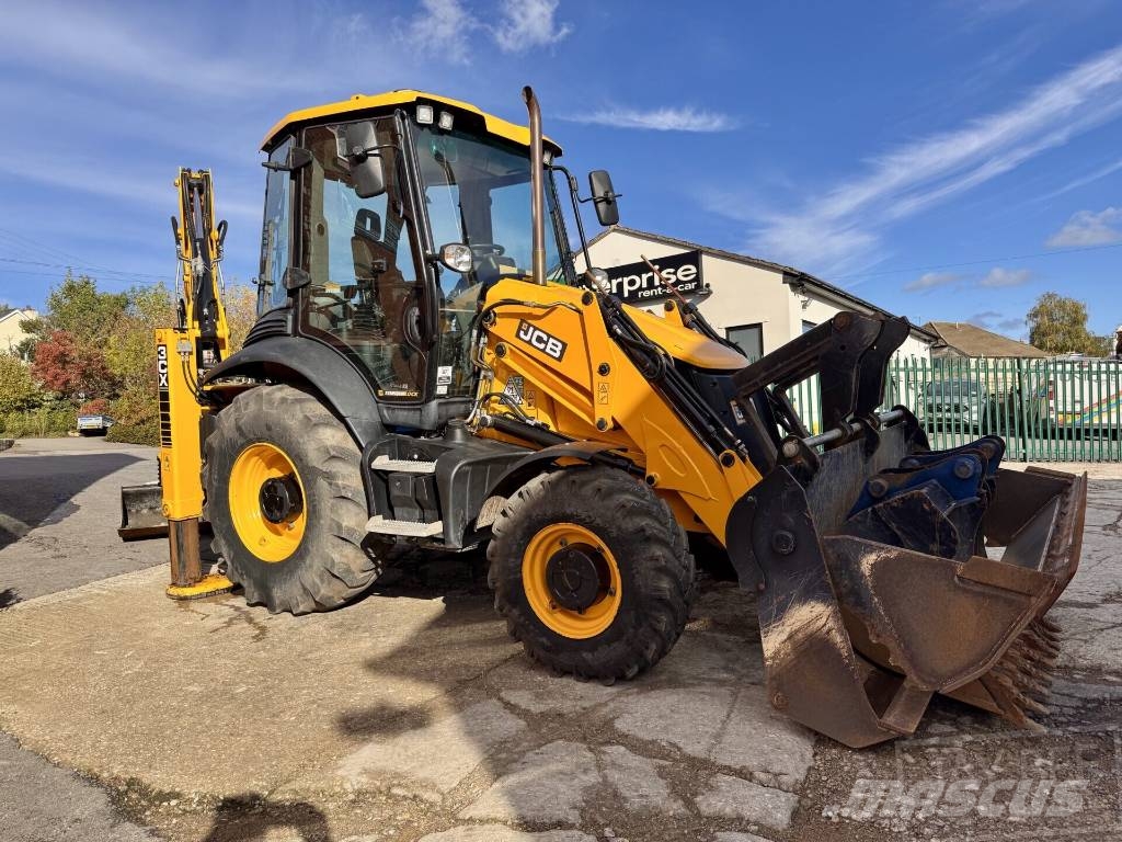 JCB 3CX Sitemaster Plus Backhoe loaders