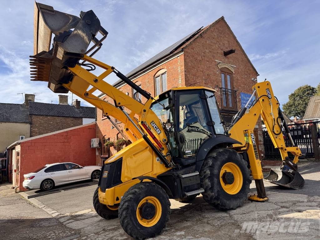 JCB 3CX Sitemaster Plus Backhoe loaders