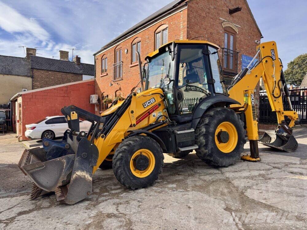 JCB 3CX Sitemaster Plus Backhoe loaders