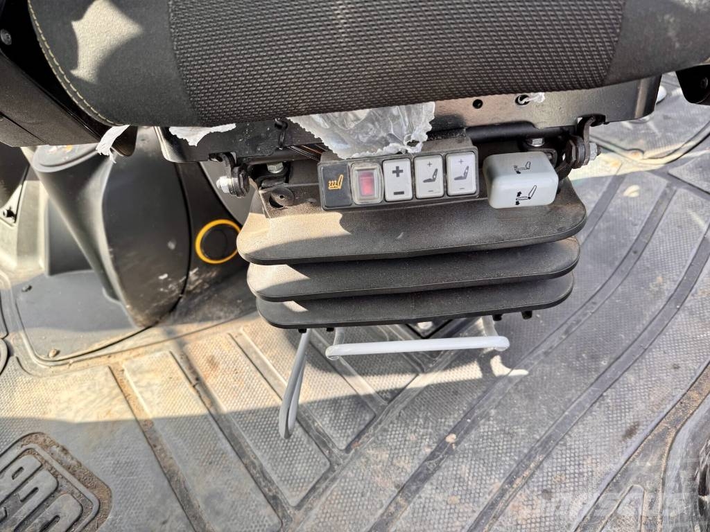 JCB 3CX Sitemaster Plus Backhoe loaders