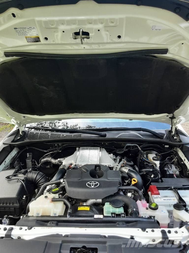 Toyota Hilux Furgonetas caja abierta