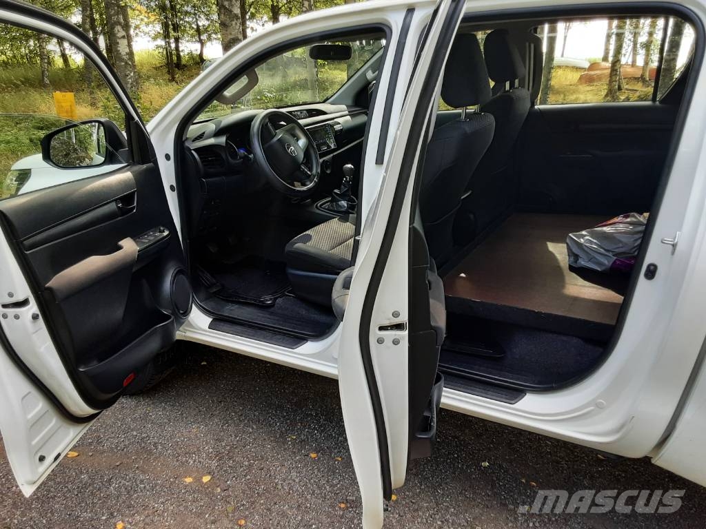 Toyota Hilux Furgonetas caja abierta