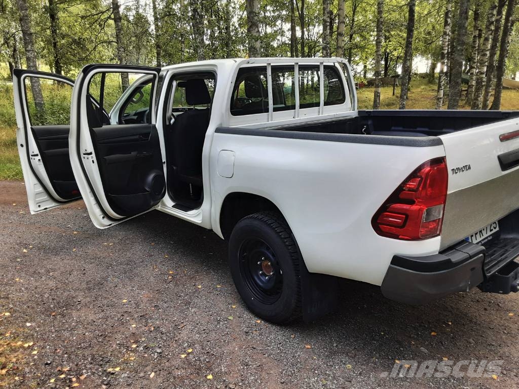 Toyota Hilux Furgonetas caja abierta