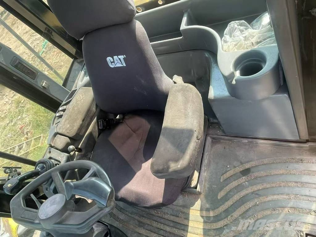 CAT 950H Фронтальные погрузчики