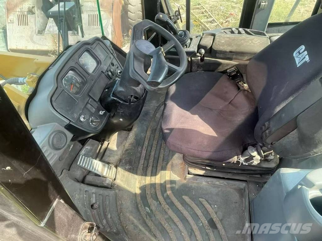 CAT 950H Фронтальные погрузчики