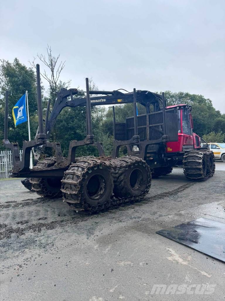 Komatsu 875 Forvarderi