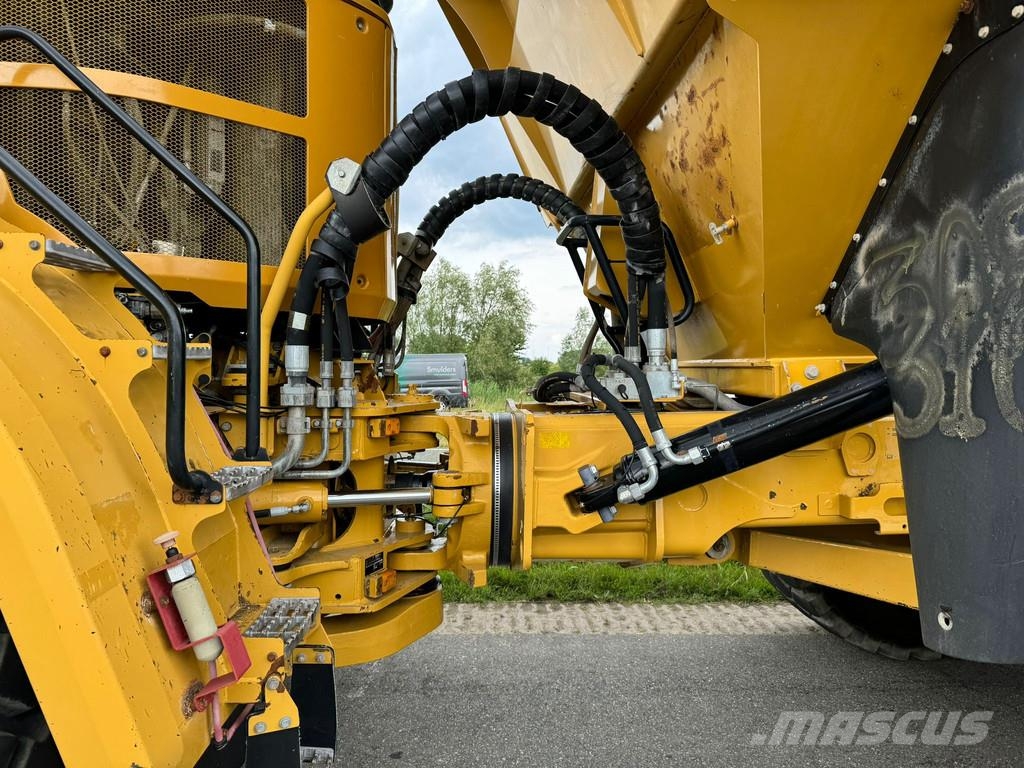 CAT 740B Articulated Haulers