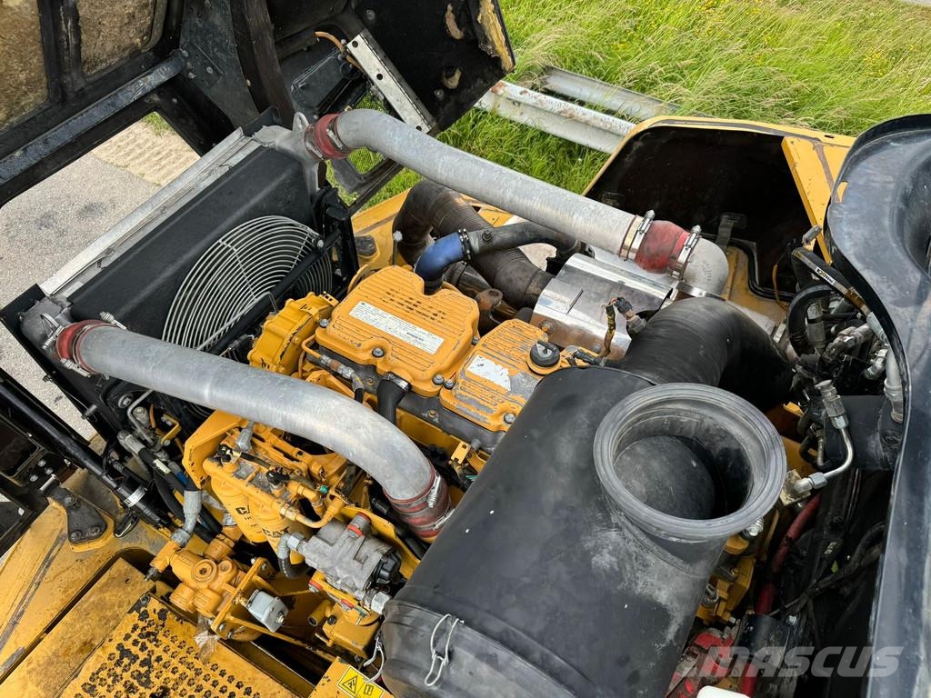 CAT 740B Articulated Haulers