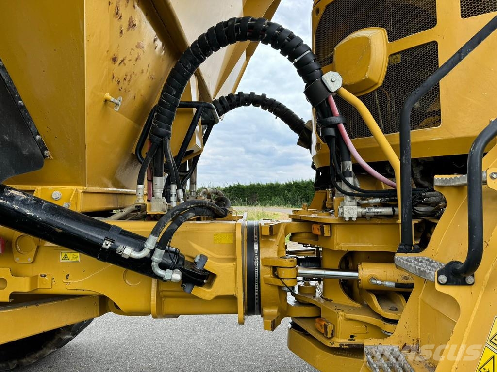 CAT 740B Articulated Haulers
