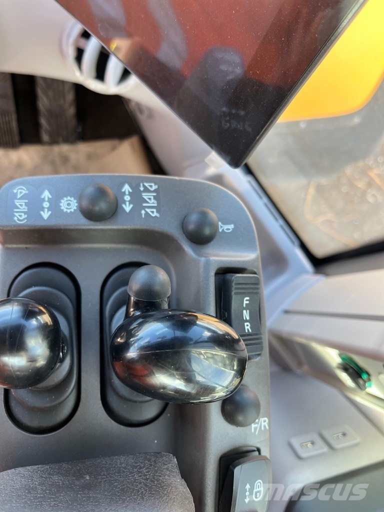 Volvo L 220 H Wielladers