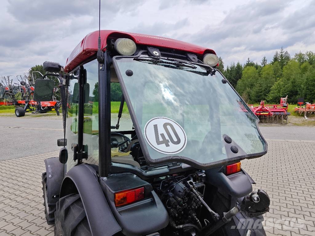 Case IH JX1070C Трактори