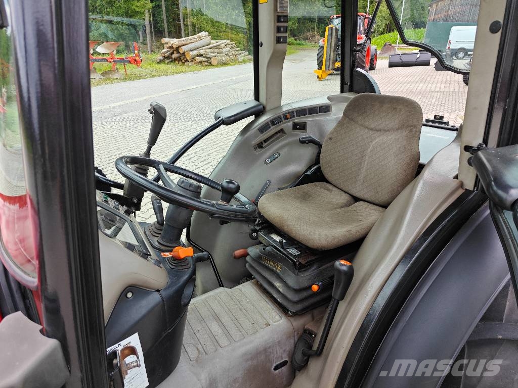 Case IH JX1070C Трактори