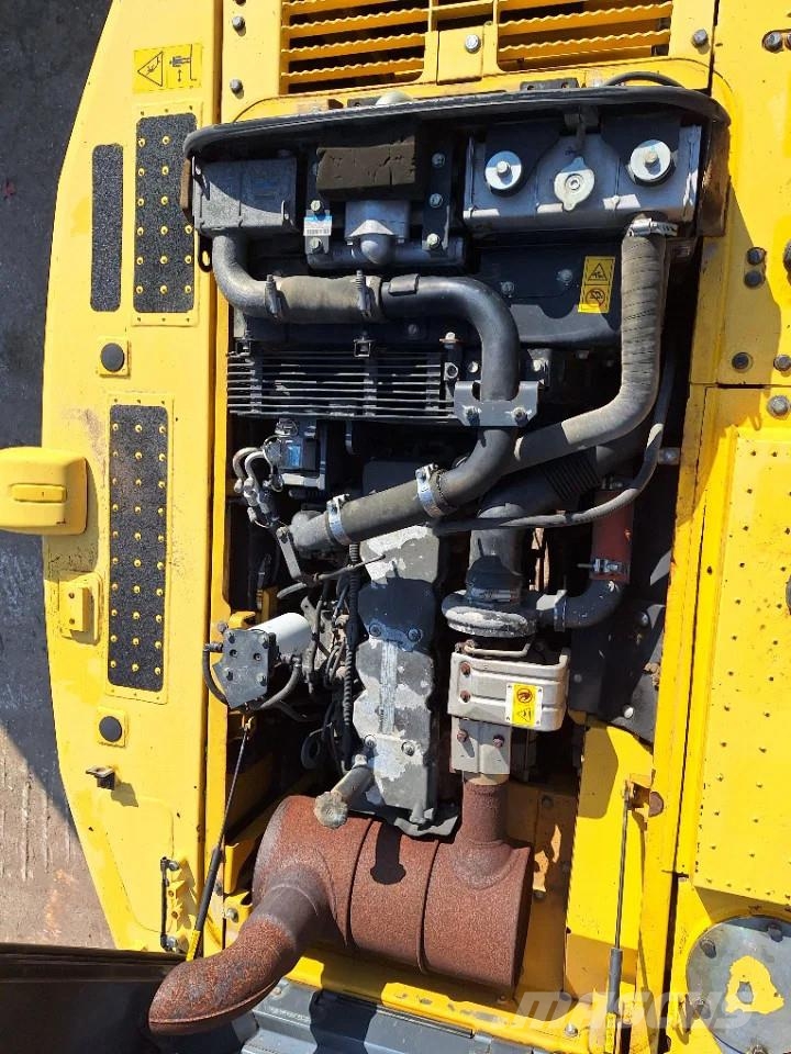Komatsu PC210LC-8 履带挖掘机