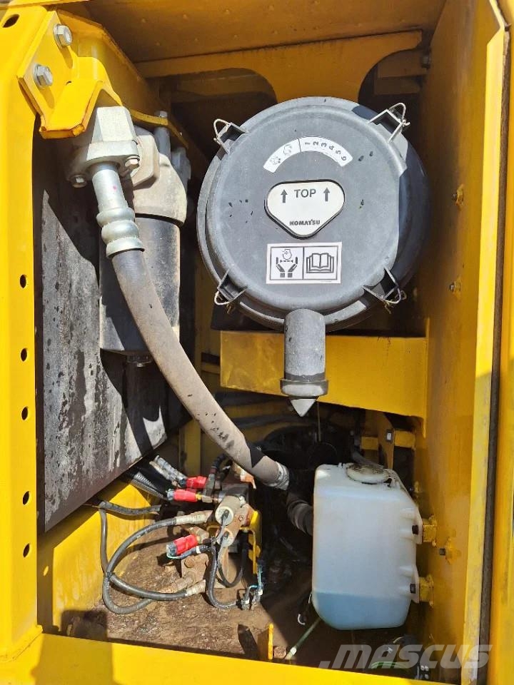 Komatsu PC210LC-8 履带挖掘机
