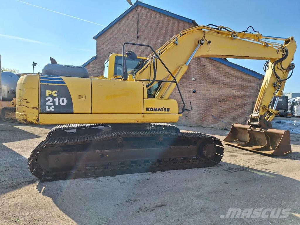 Komatsu PC210LC-8 履带挖掘机