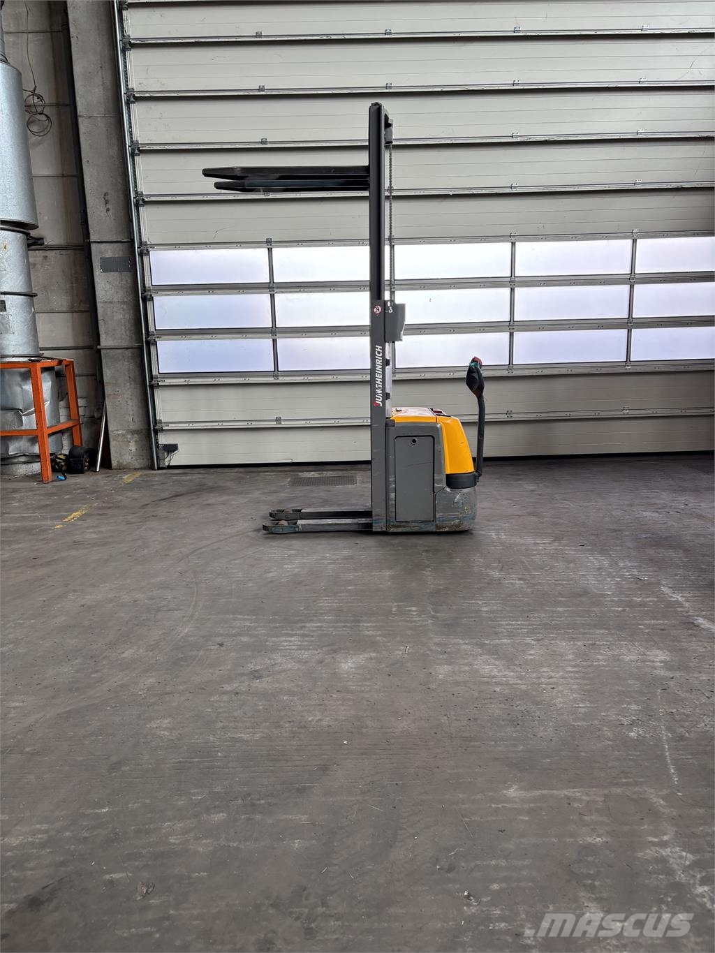 Jungheinrich EJC 212 Selbstfahrstapler