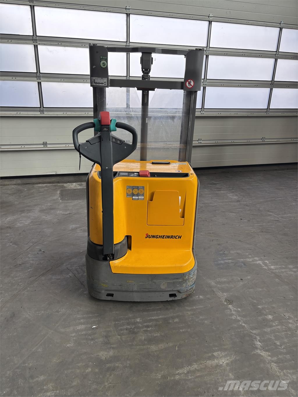 Jungheinrich EJC 212 Apiladoras eléctricos