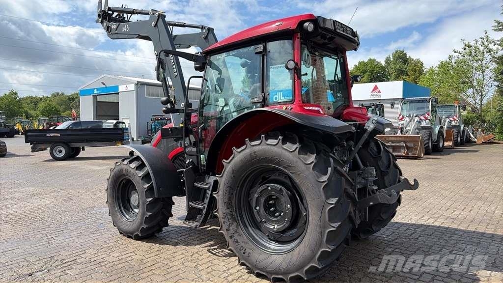 Valtra A115MH الجرارات