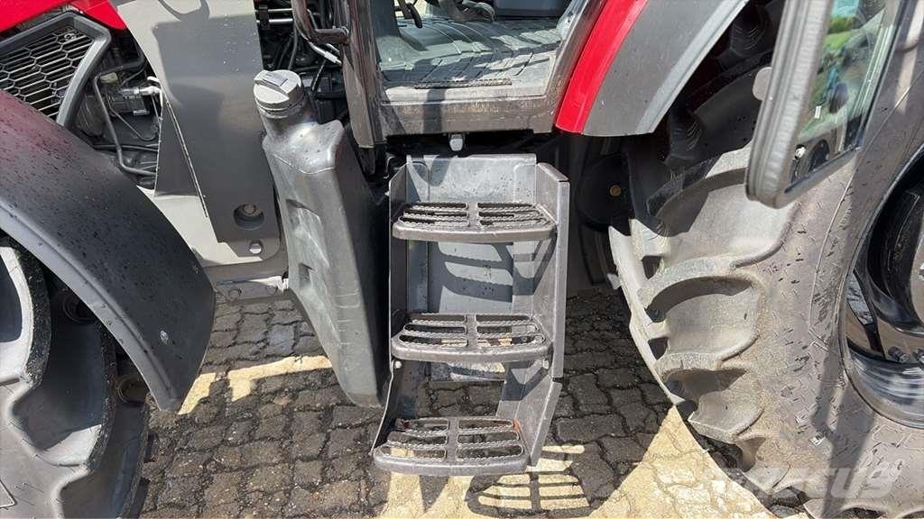 Valtra A115MH الجرارات
