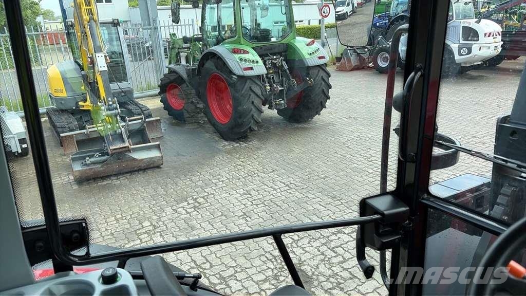 Valtra A115MH الجرارات