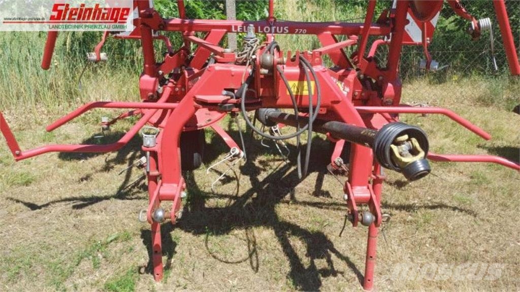 Lely Lotus 770 家畜飼料供給機