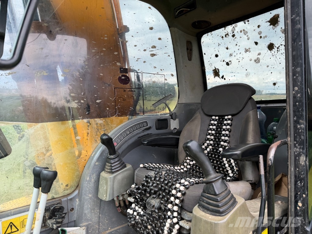 JCB JS 145 LC Rupsgraafmachines