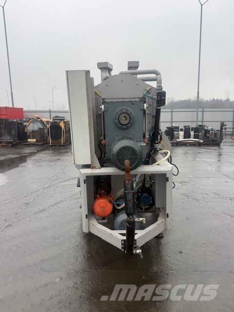 PBP HORIZONTAL CONCRETE MIXER WITH SCREW PUMP Betongpumpe biler