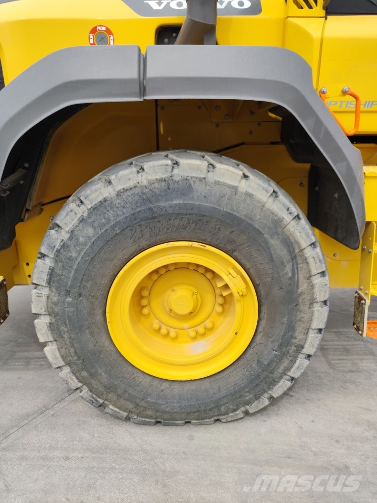 Volvo L 120 H Wielladers