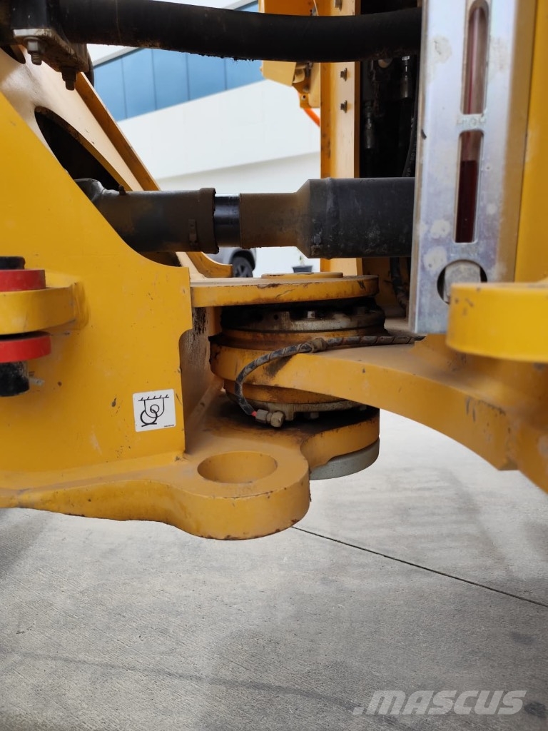 Volvo L 120 H Wielladers