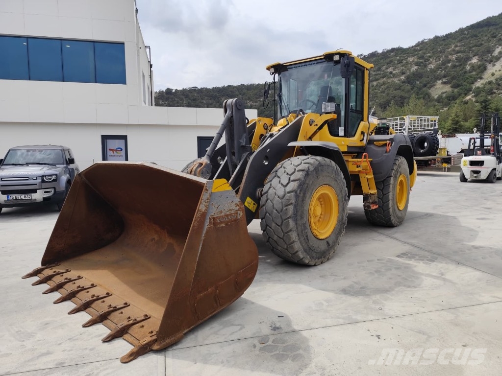 Volvo L 120 H Wielladers