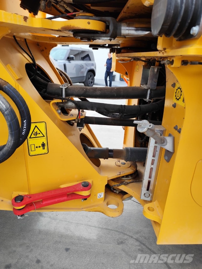 Volvo L 120 H Wielladers