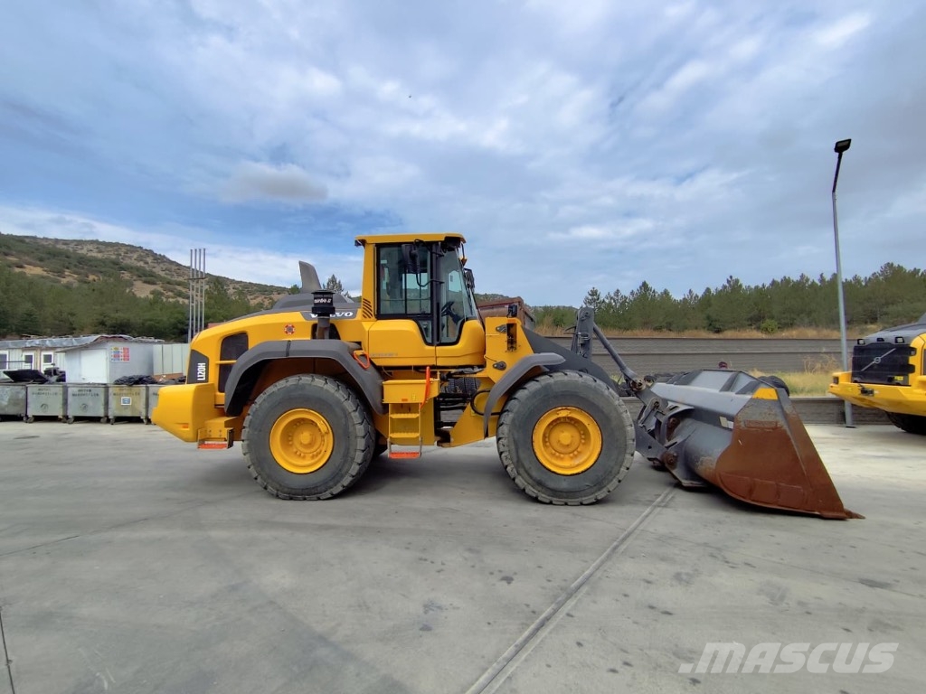 Volvo L 120 H Wielladers