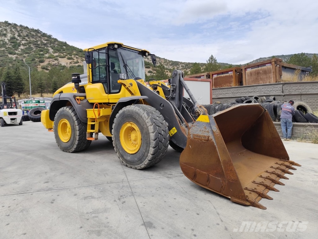 Volvo L 120 H Wielladers