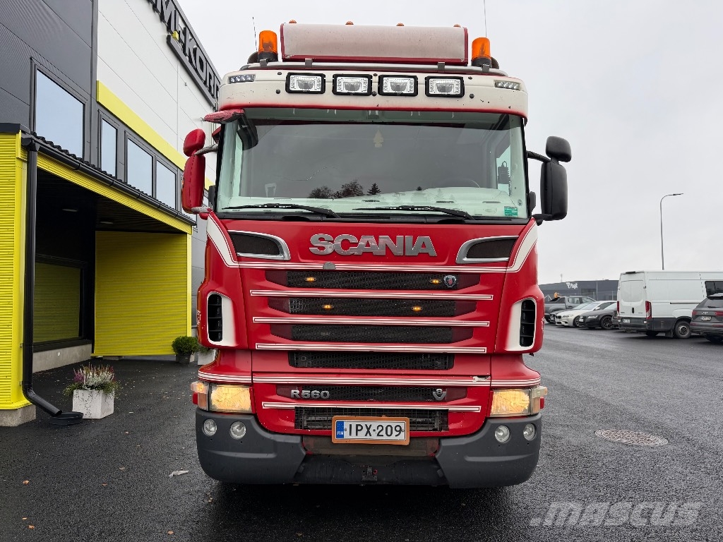 Scania R560 8x4/4 Rol kiper kamioni sa kukom za podizanje tereta