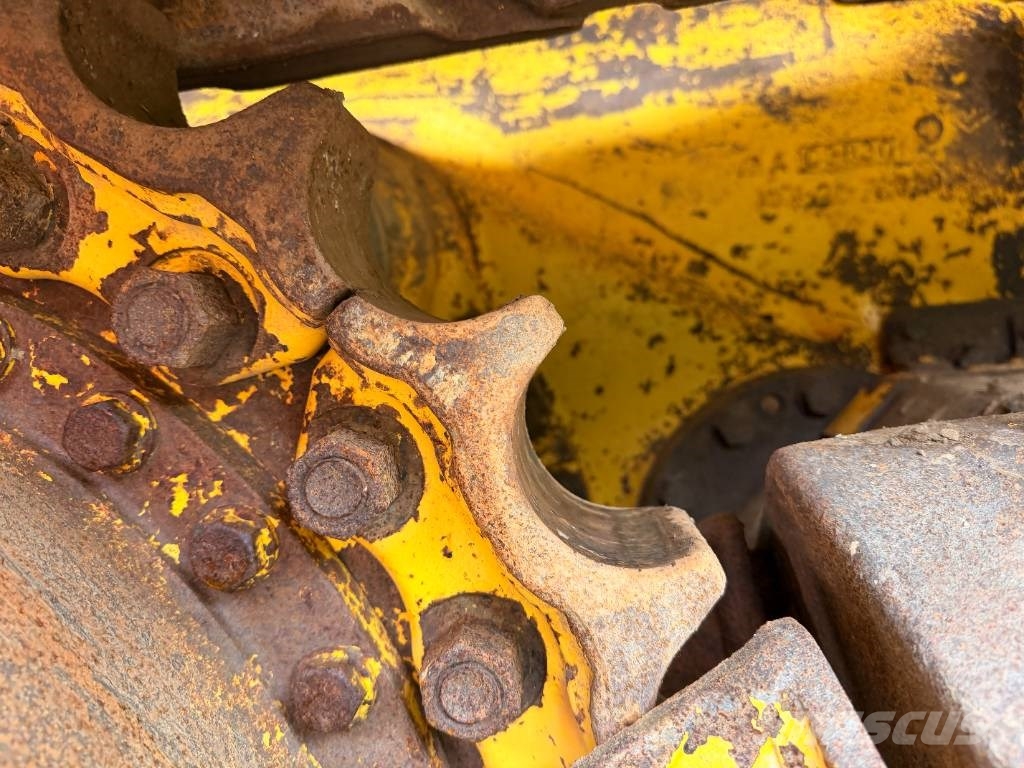 Komatsu D 65 WX-18 E0 with Sigmadozer Blade Μπουλντόζες με ερπύστριες