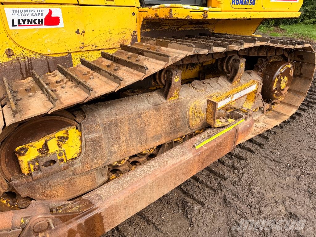 Komatsu D 65 WX-18 E0 with Sigmadozer Blade Μπουλντόζες με ερπύστριες