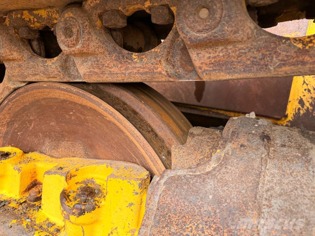 Komatsu D 65 WX-18 E0 with Sigmadozer Blade Μπουλντόζες με ερπύστριες