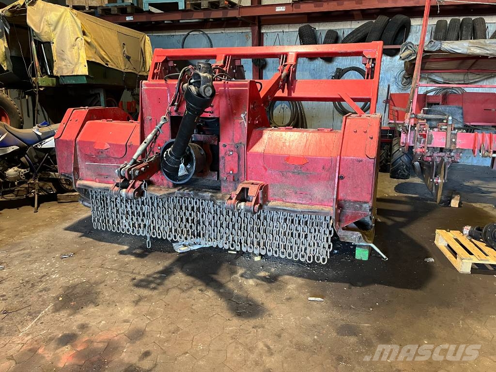 Ahwi Grenknuser UZM700-2300 Skogsfräsar