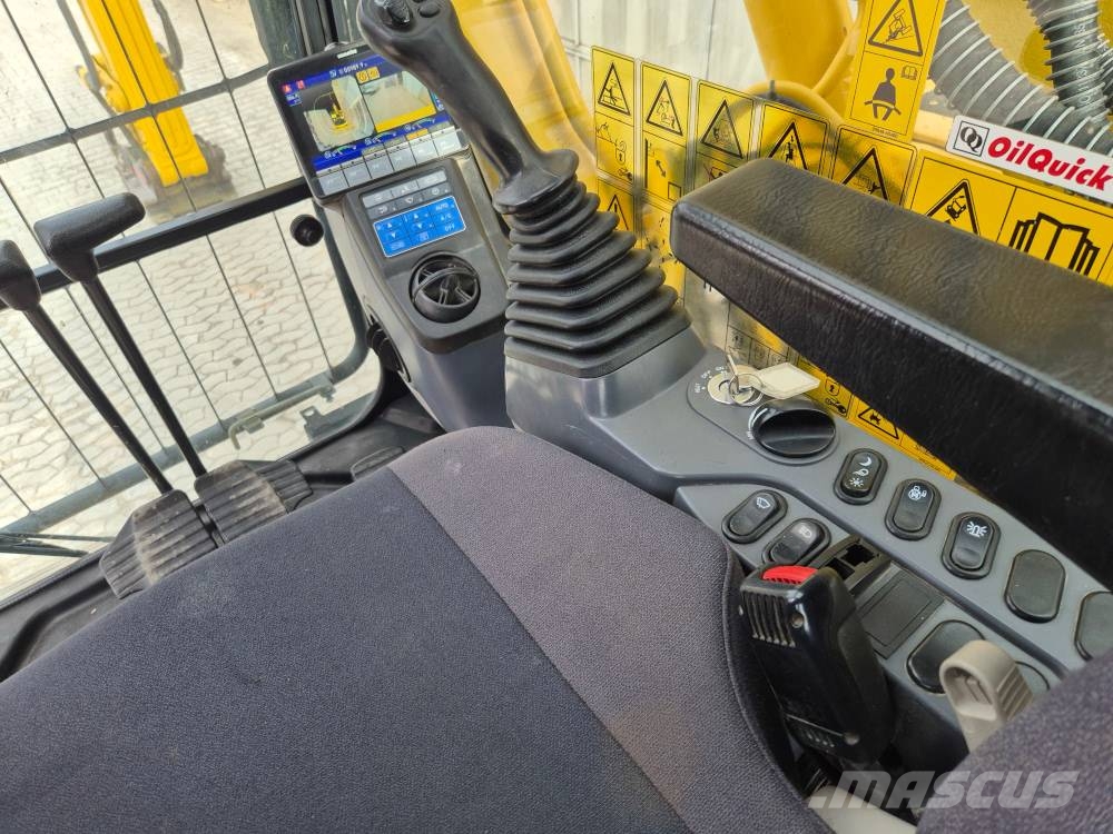 Komatsu PC 240 NLC-11 Rupsgraafmachines