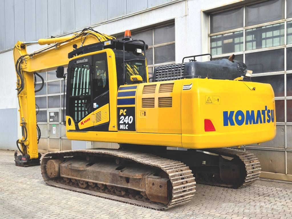 Komatsu PC 240 NLC-11 Rupsgraafmachines