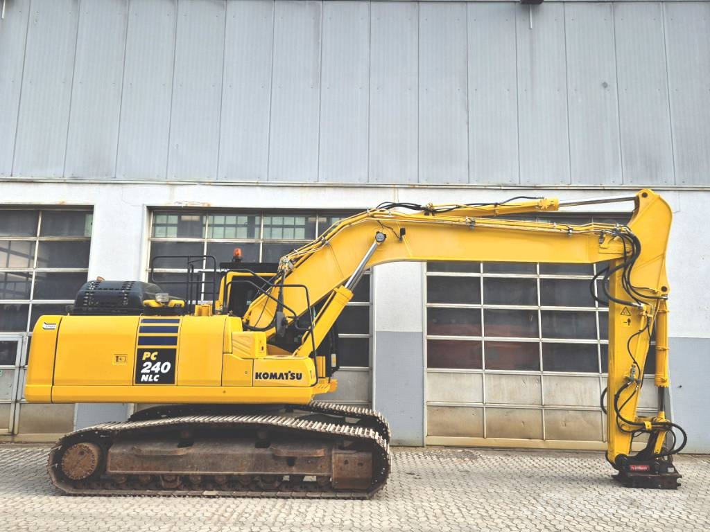 Komatsu PC 240 NLC-11 Rupsgraafmachines